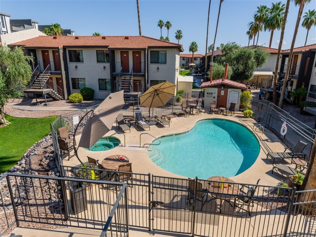 126 Vacation Rental in Scottsdale - RedAwning