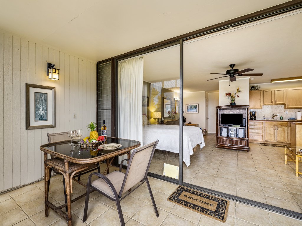 Waikoloa Village Condos E10 Vacation Rental in Hawaii - RedAwning