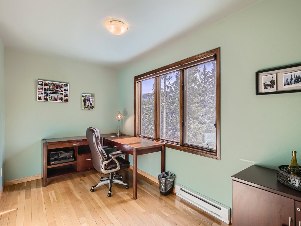 Moose Hill Lodge Vacation Rental in Breckenridge - RedAwning
