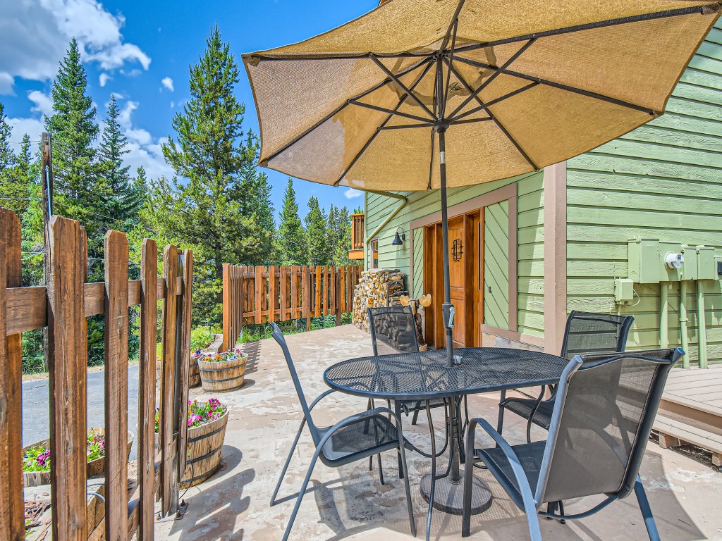 Moose Hill Lodge Vacation Rental in Breckenridge - RedAwning