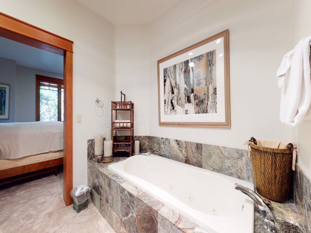 Timbers #10 Vacation Rental in Mammoth Lakes - RedAwning