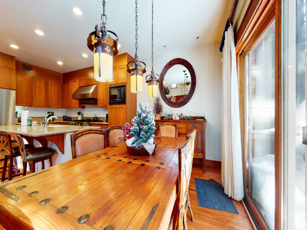 Timbers #10 Vacation Rental in Mammoth Lakes - RedAwning