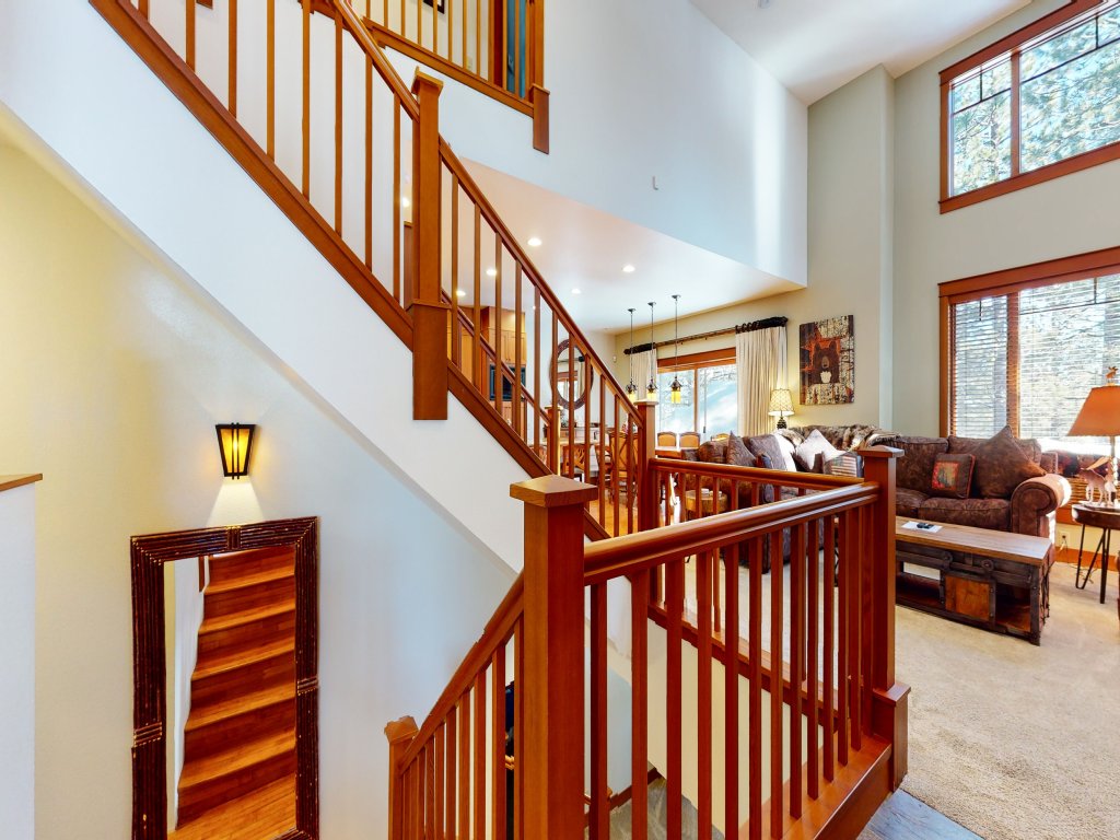 Timbers #10 Vacation Rental in Mammoth Lakes - RedAwning