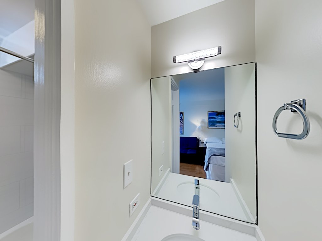 Cozy Kuhio Village Studio Vacation Rental in Honolulu - RedAwning