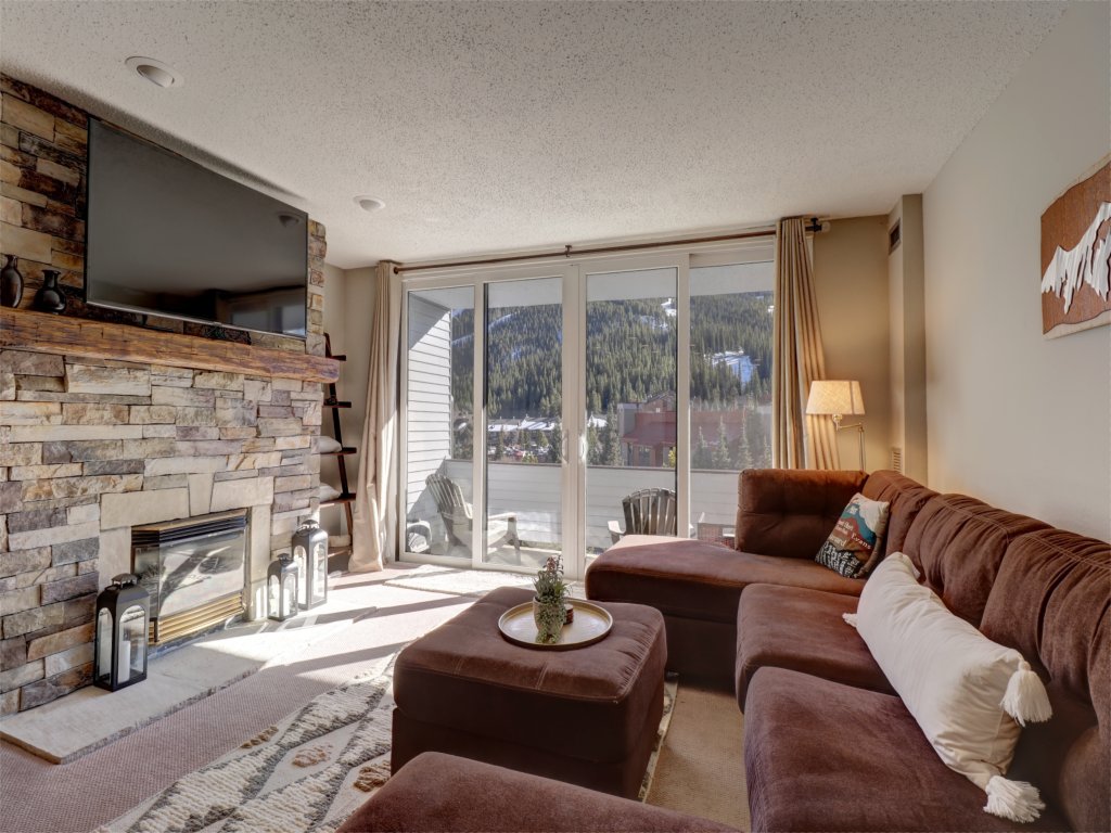 Pet Friendly, Beautifully Remodeled  with Mountain Views - SB204 Vacation Rental in Copper Mountain - RedAwning