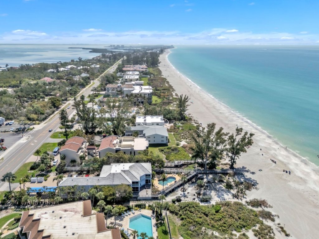 7th Heaven Vacation Rental in Longboat Key - RedAwning