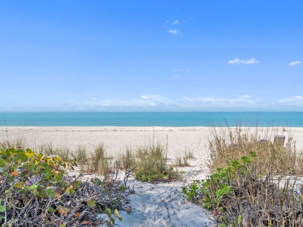 7th Heaven Vacation Rental in Longboat Key - RedAwning