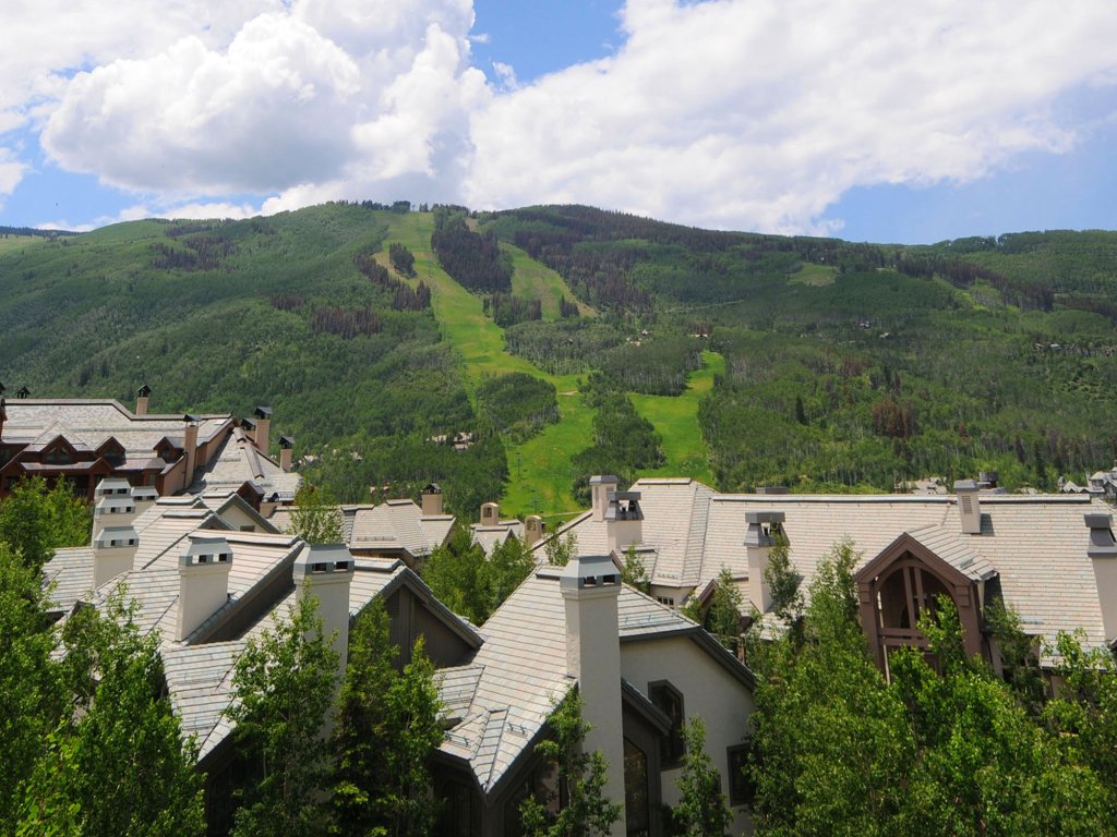 Highlands Westview 202 Vacation Rental in Beaver Creek - RedAwning