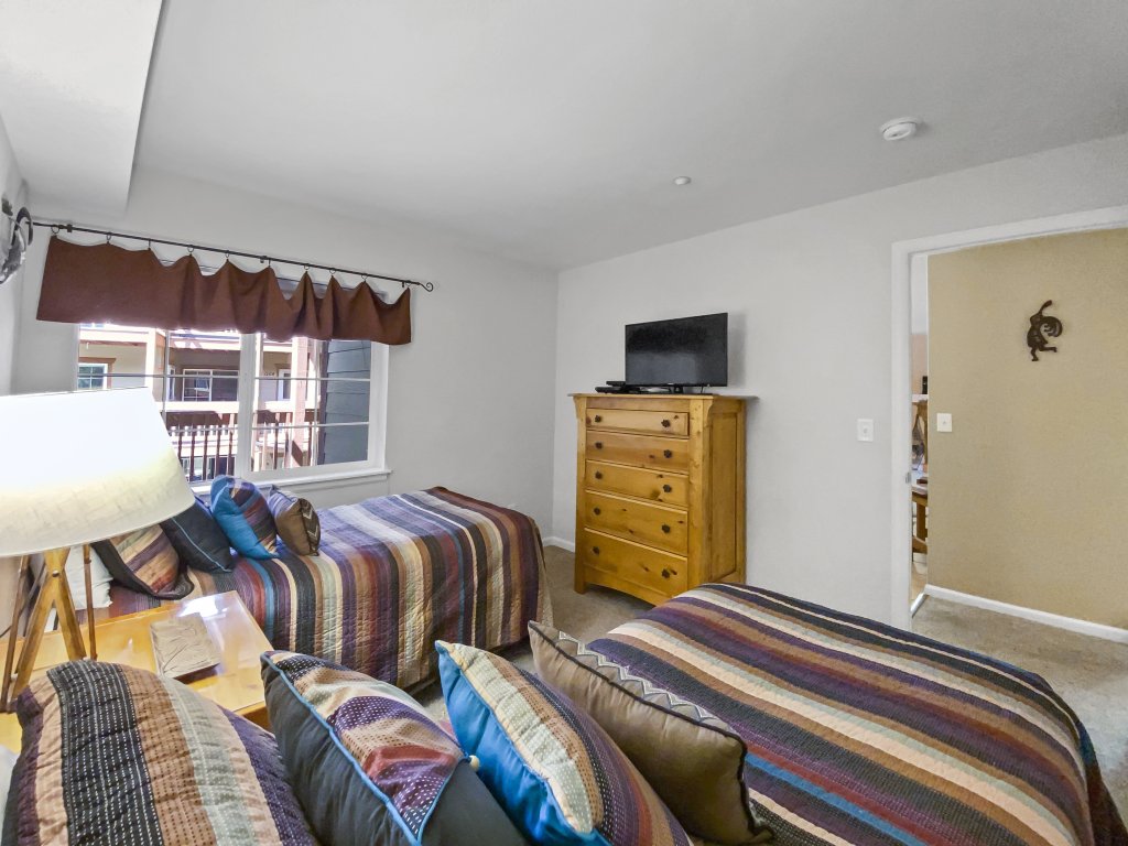 Swans Nest Villa 1304 Vacation Rental in Breckenridge - RedAwning