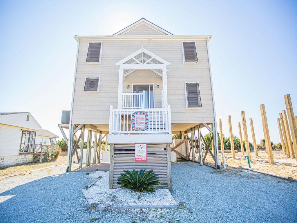 Brice Is Right / 184 Ocean Blvd East Vacation Rental in Holden Beach - RedAwning