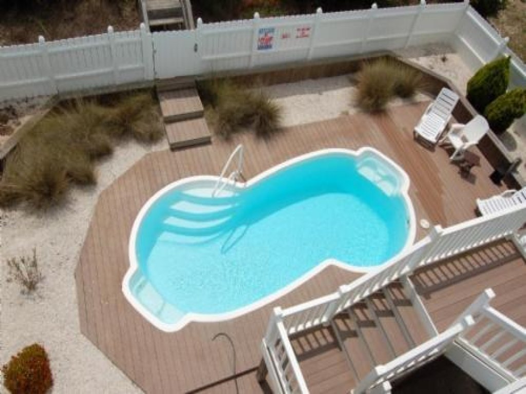 Brice Is Right / 184 Ocean Blvd East Vacation Rental in Holden Beach - RedAwning