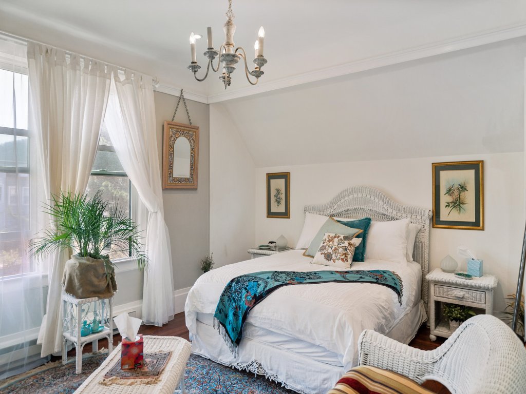San Francisco Retreat Just Steps from Golden Gate Park and Ocean Beach Vacation Rental in San Francisco - RedAwning