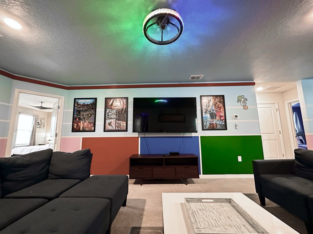 2127LC- Windsor Island Resort Vacation Rental in Davenport - RedAwning