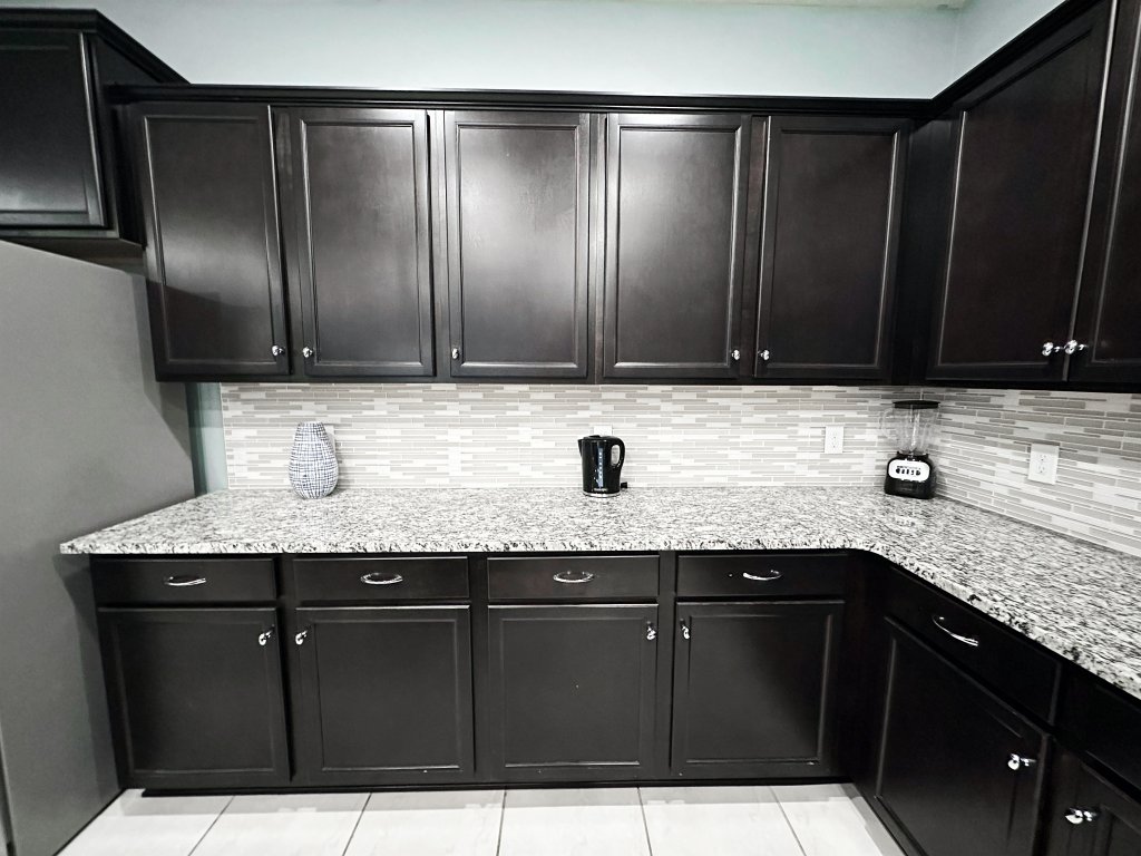 2127LC- Windsor Island Resort Vacation Rental in Davenport - RedAwning