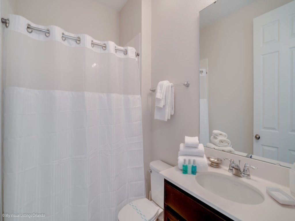 Beautiful Spacious  6 Bed Pool, Spa, Game Room Vacation Rental in Kissimmee - RedAwning