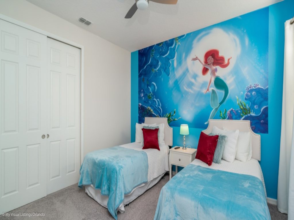Beautiful Spacious  6 Bed Pool, Spa, Game Room Vacation Rental in Kissimmee - RedAwning