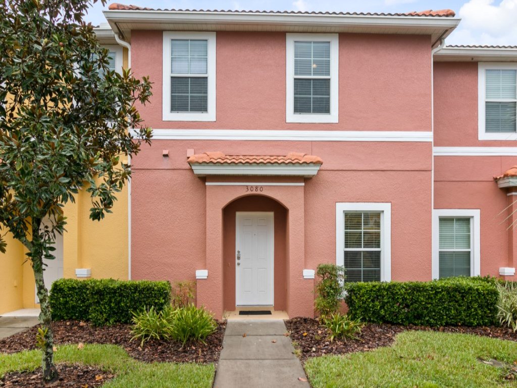 Amazing Townhouse close to Disney 2 Bed 2.5 Bath Vacation Rental in Kissimmee - RedAwning