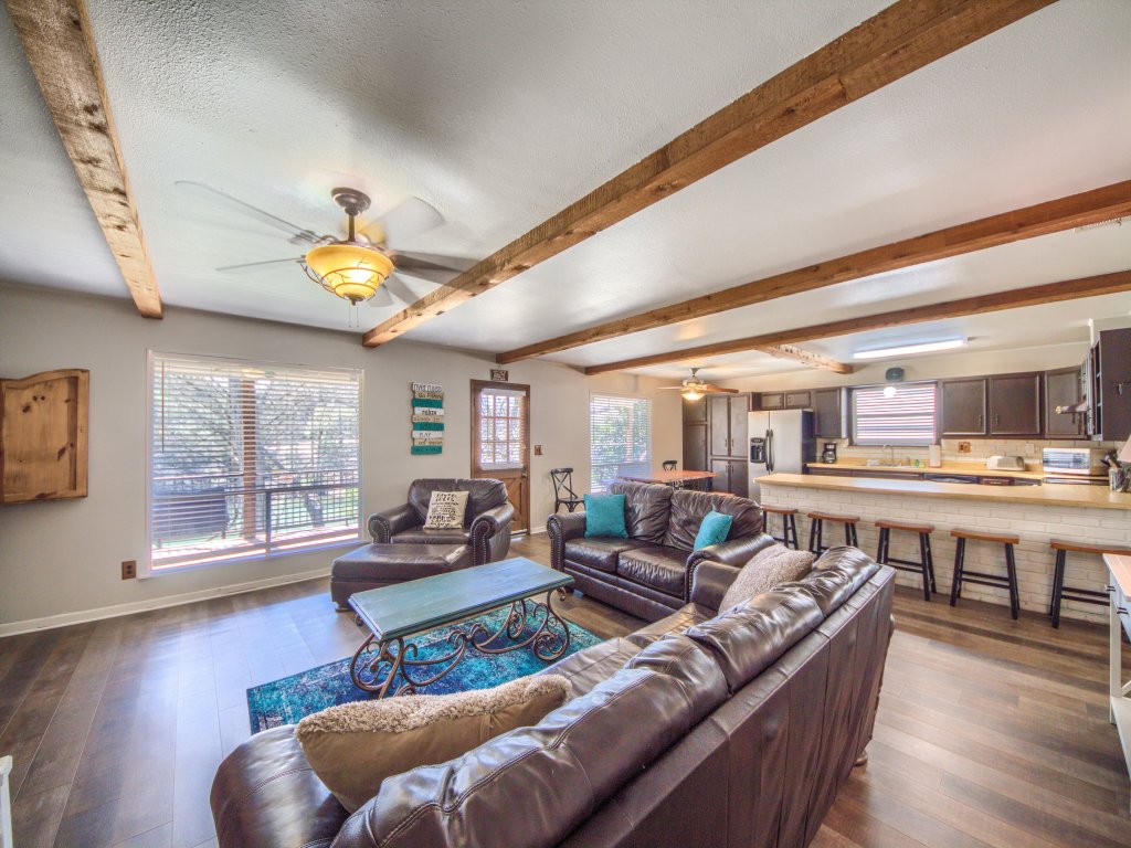RR 1300 Hondo's River Haus  Vacation Rental in New Braunfels - RedAwning