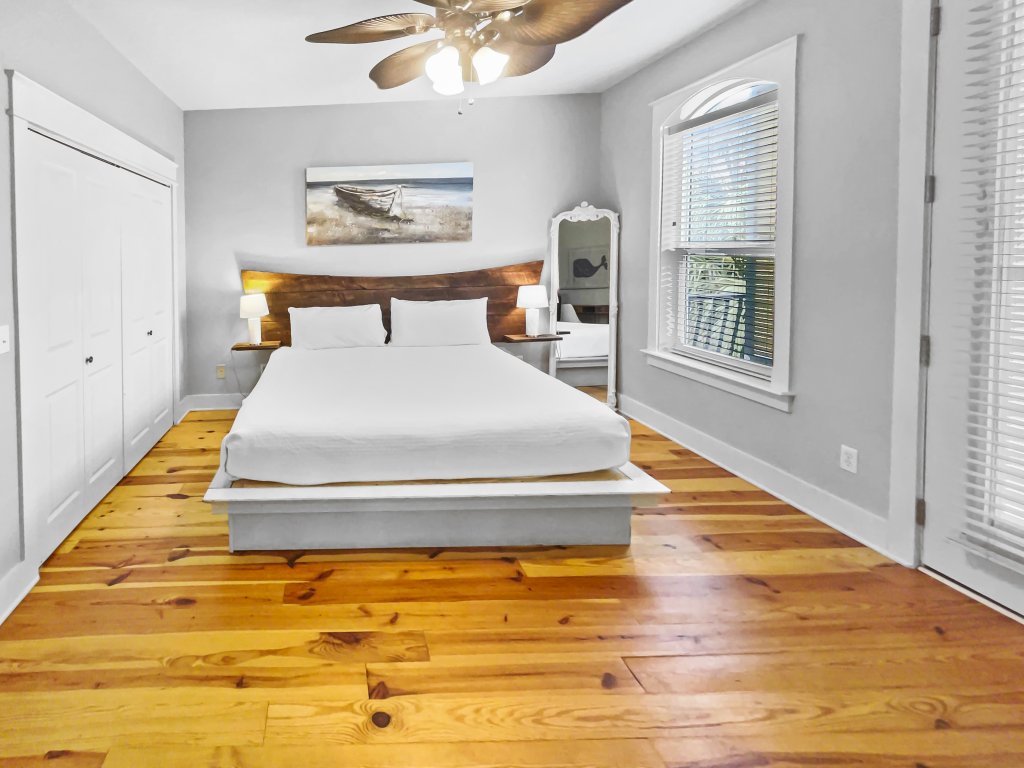 The Pool House Vacation Rental in Inlet Beach - RedAwning