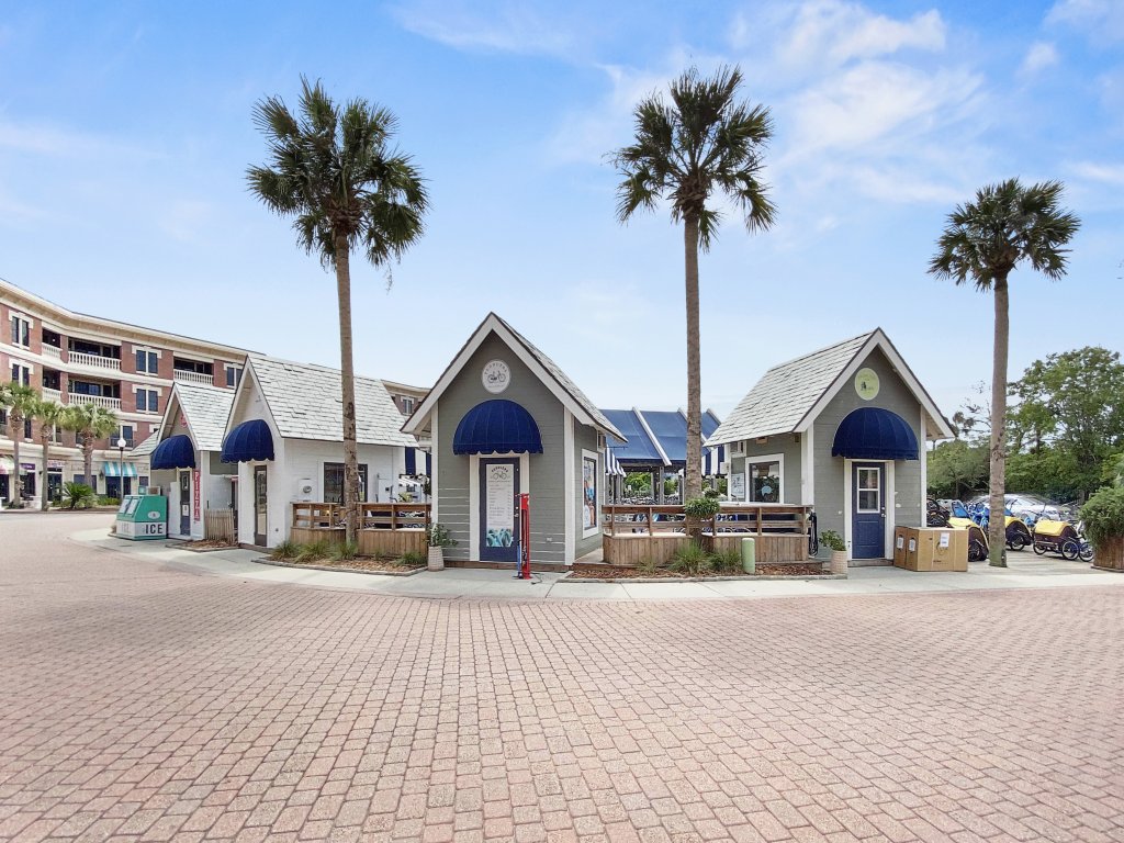 The Pool House Vacation Rental in Inlet Beach - RedAwning