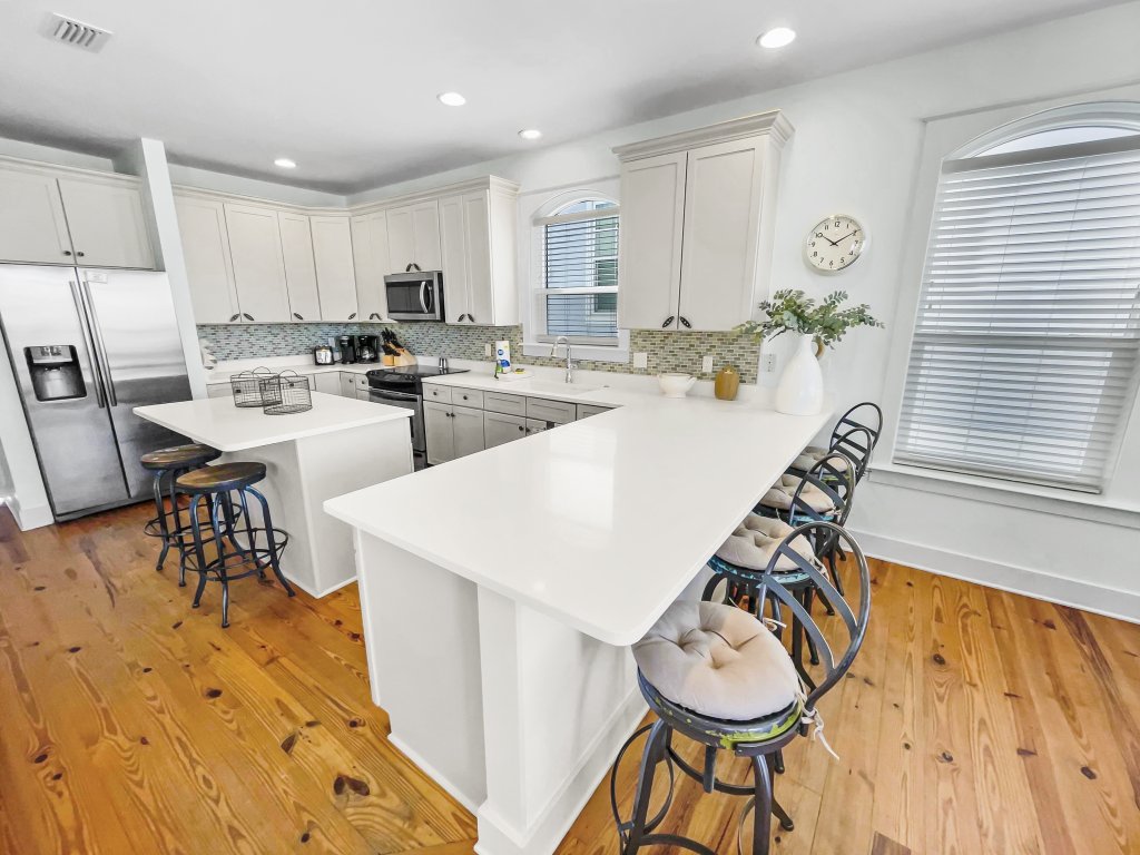 The Pool House Vacation Rental in Inlet Beach - RedAwning