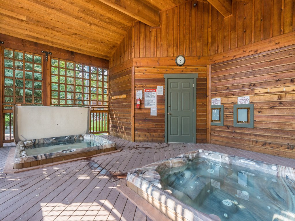 The Pines 202 Vacation Rental in Steamboat Springs - RedAwning