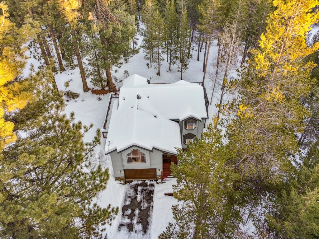 1801 Jicarilla Drive Vacation Rental in California - RedAwning