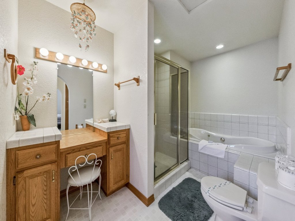 1801 Jicarilla Drive Vacation Rental in California - RedAwning