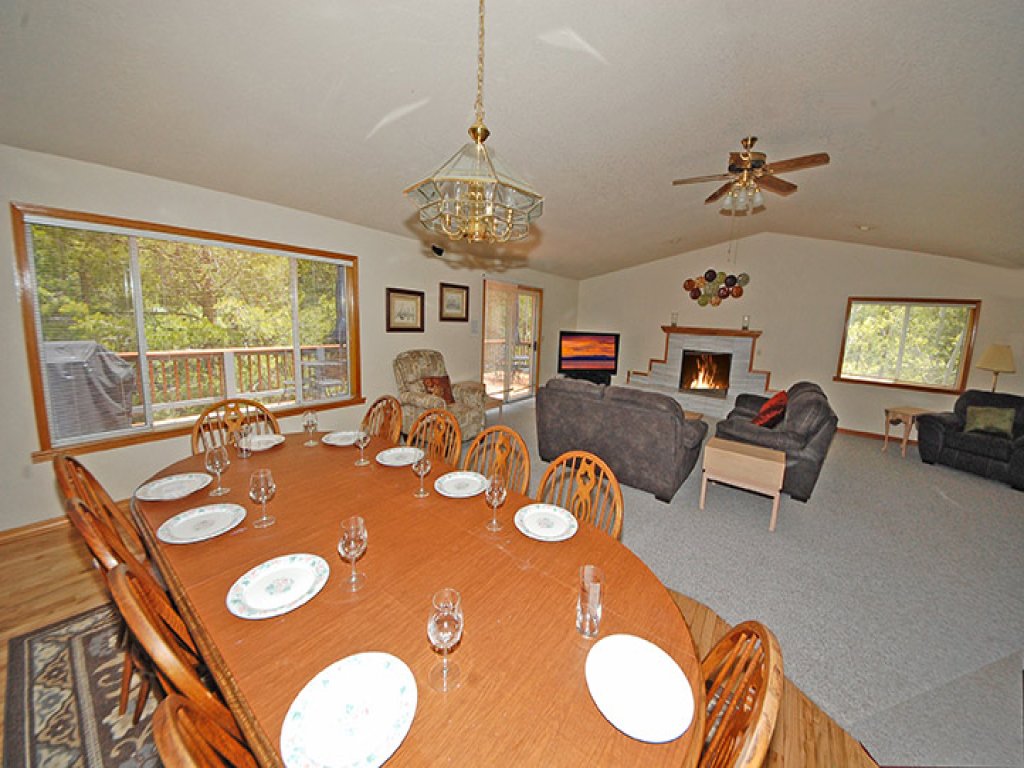 1801 Jicarilla Drive Vacation Rental in California - RedAwning