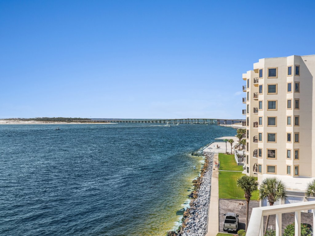 Waterview Yacht Club 532 is a 3 BR with Stunning views of the Pass Vacation Rental in Destin - RedAwning