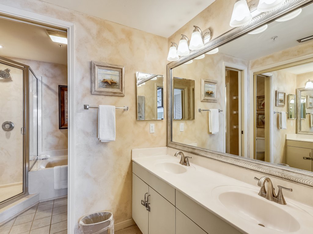 Waterview Yacht Club 532 is a 3 BR with Stunning views of the Pass Vacation Rental in Destin - RedAwning