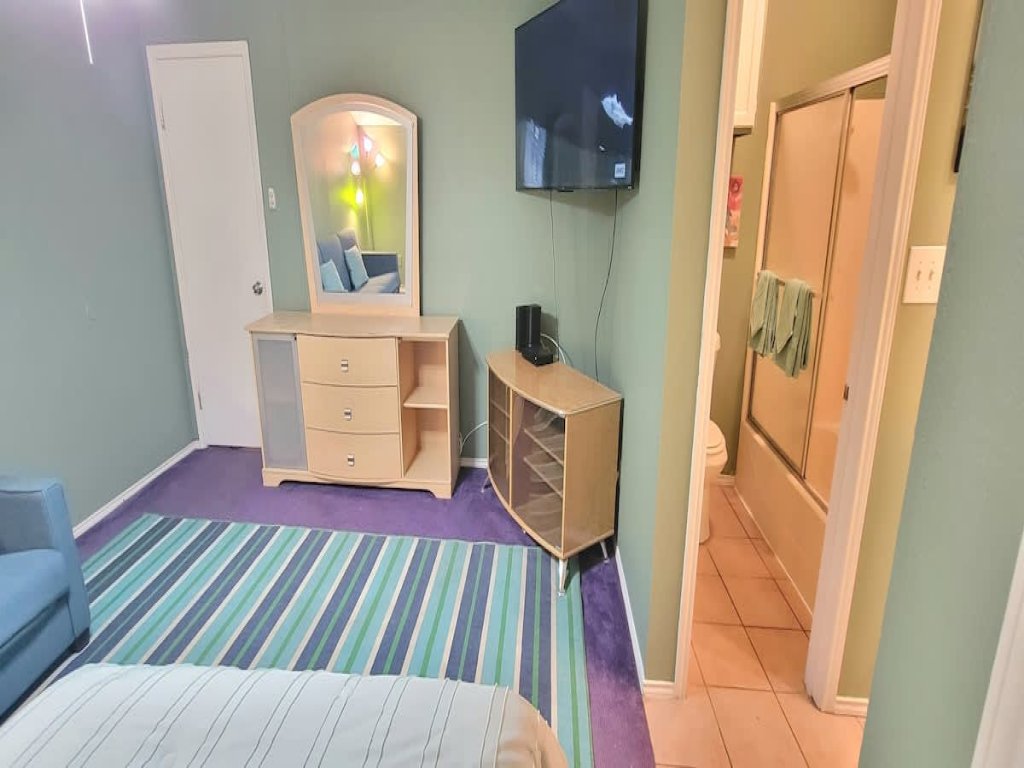 3 bedr w-private pool " 1 block to beach " Pets Ok Vacation Rental in South Padre Island - RedAwning