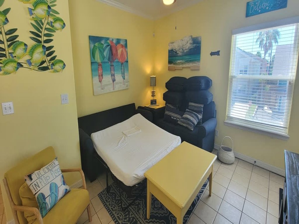 * Patio to Pool * Walk to Beach * Fresh Like New Vacation Rental in South Padre Island - RedAwning