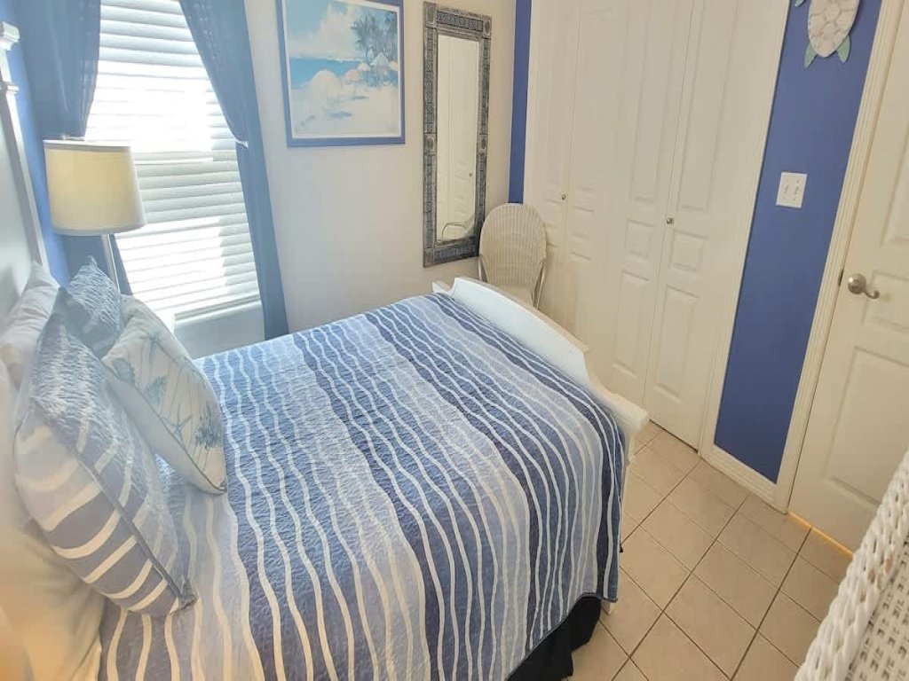 * Patio to Pool * Walk to Beach * Fresh Like New Vacation Rental in South Padre Island - RedAwning