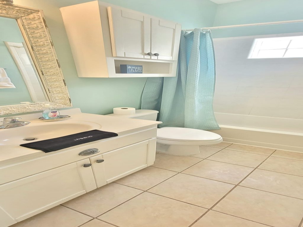 * Patio to Pool * Walk to Beach * Fresh Like New Vacation Rental in South Padre Island - RedAwning