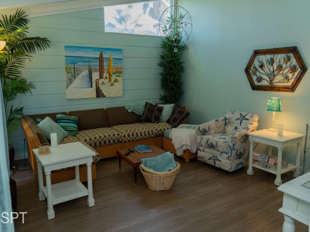 Warm Vibes " 5 mins to Beach " Cool Retro Feel Vacation Rental in South Padre Island - RedAwning