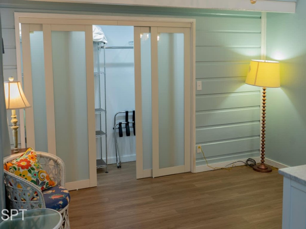 Warm Vibes " 5 mins to Beach " Cool Retro Feel Vacation Rental in South Padre Island - RedAwning