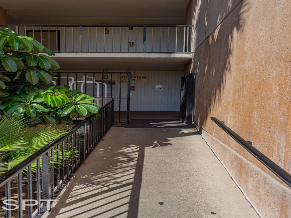 Luxury 1 bedroom " Walk to Beach " Pool Vacation Rental in South Padre Island - RedAwning