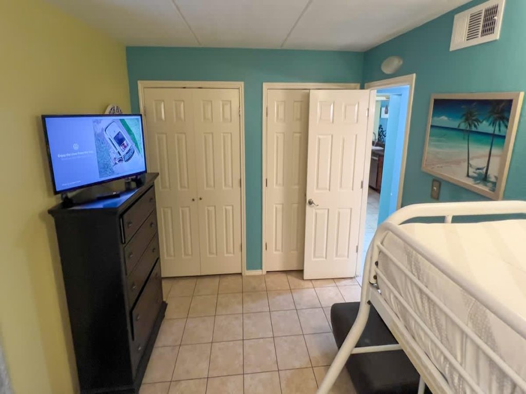 Ground Floor 2BR Steps to Beach Vacation Rental in South Padre Island - RedAwning