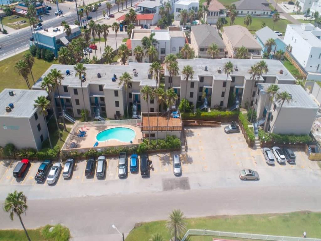 Ground Floor 2BR Steps to Beach Vacation Rental in South Padre Island - RedAwning