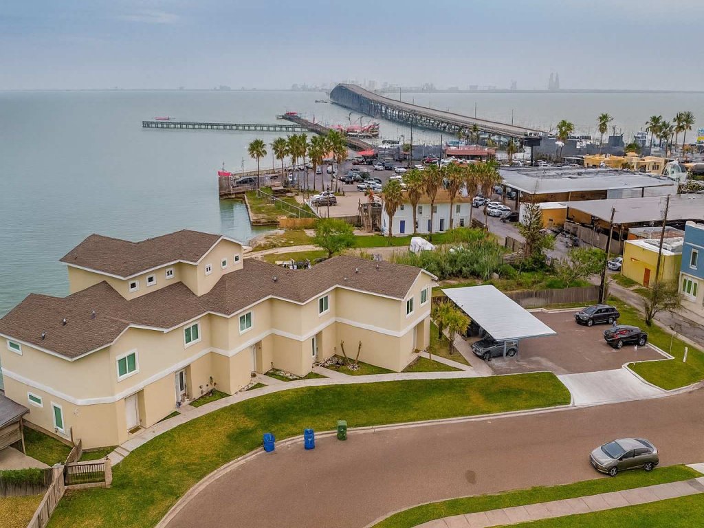 New Waterfront Bungalow " Fisherman's Paradise Vacation Rental in Port Isabel - RedAwning