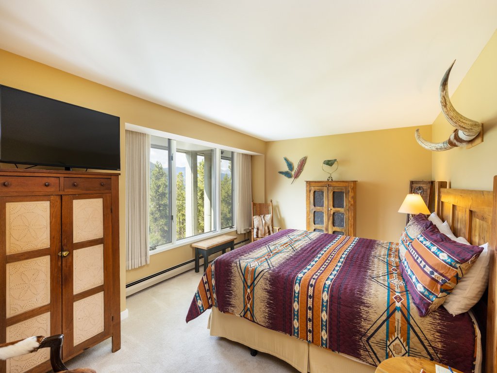 2534 Saints Johns Vacation Rental in Keystone - RedAwning
