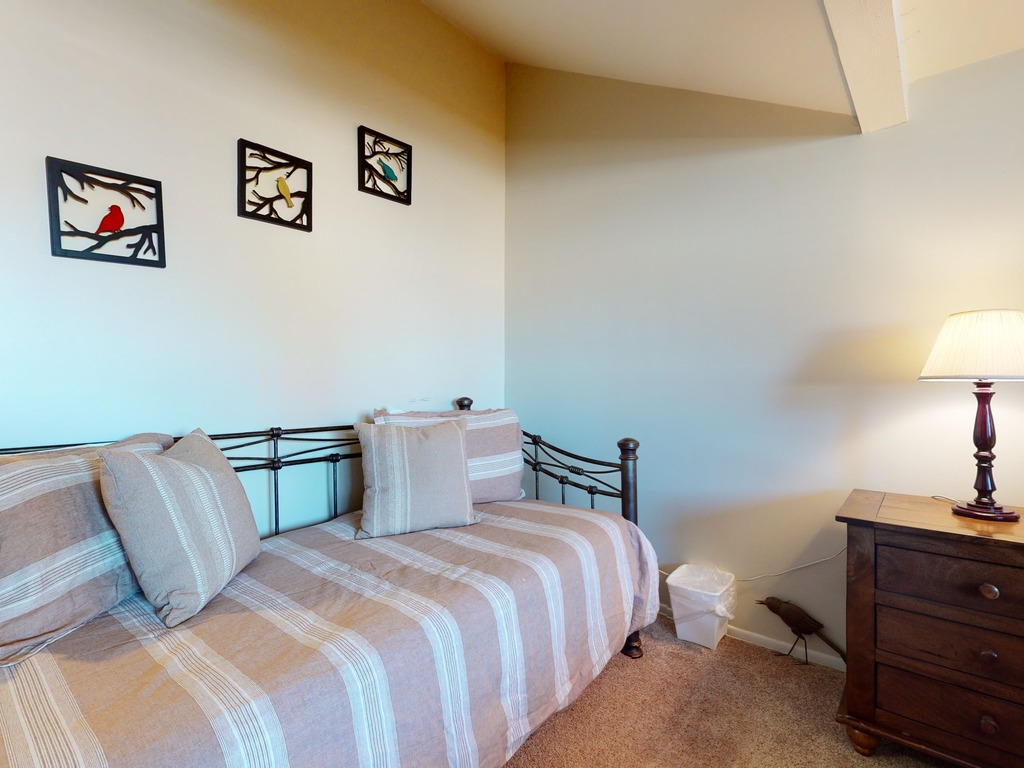 San Sierra 26 Pet-Friendly, Mountain Modern, Walk to The Village Vacation Rental in Mammoth Lakes - RedAwning