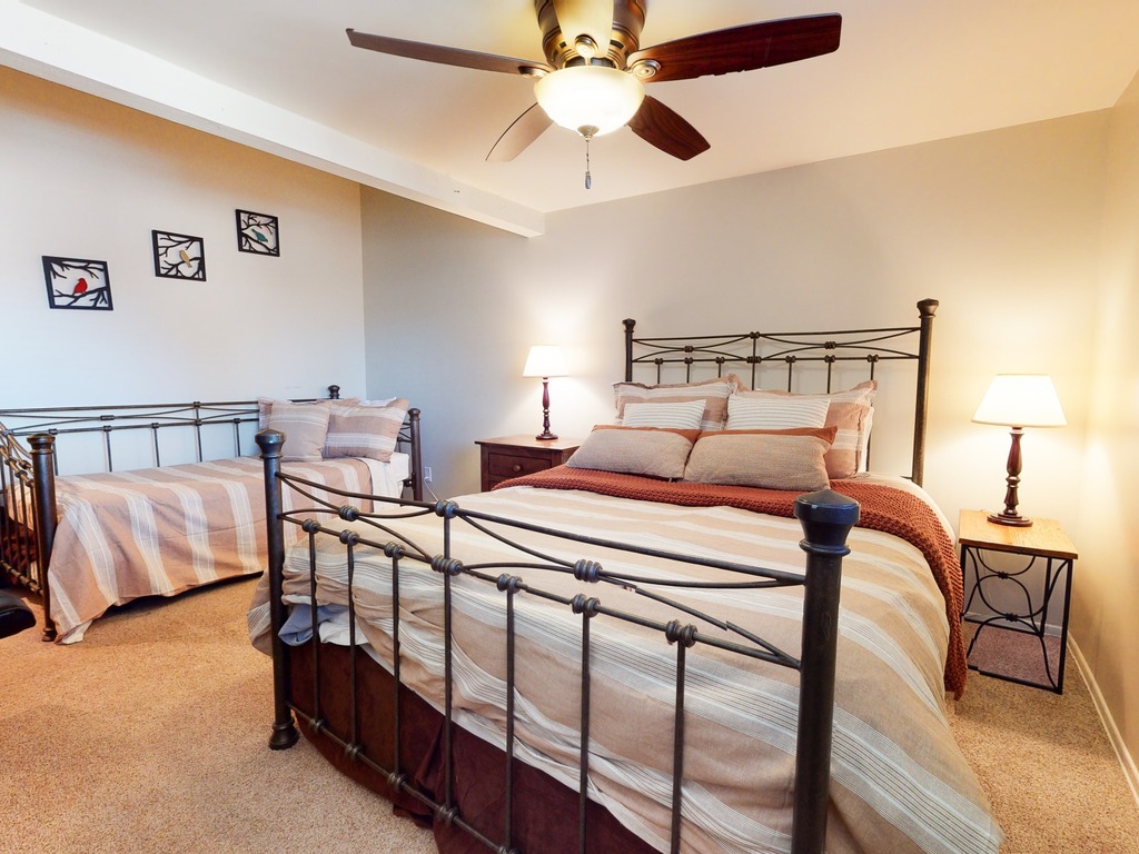 San Sierra 26 Pet-Friendly, Mountain Modern, Walk to The Village Vacation Rental in Mammoth Lakes - RedAwning