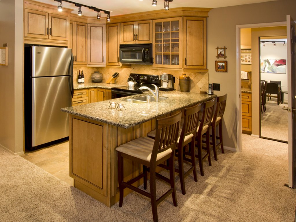 St Anton Condos #12 Vacation Rental in Mammoth Lakes - RedAwning