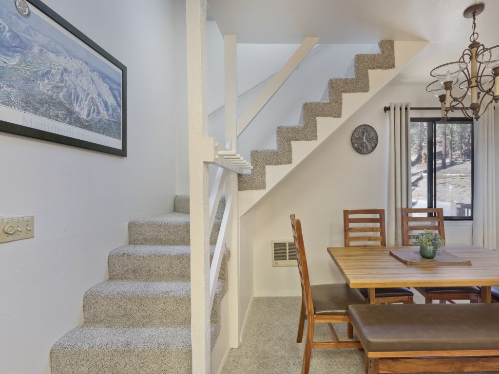 #30 Woodland Mountain Retreat Vacation Rental in Mammoth Lakes - RedAwning