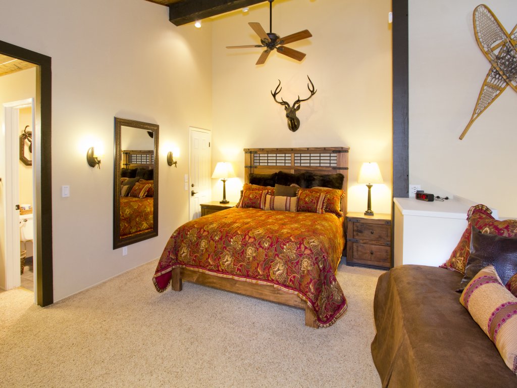 St Anton Condos #14 Vacation Rental in Mammoth Lakes - RedAwning