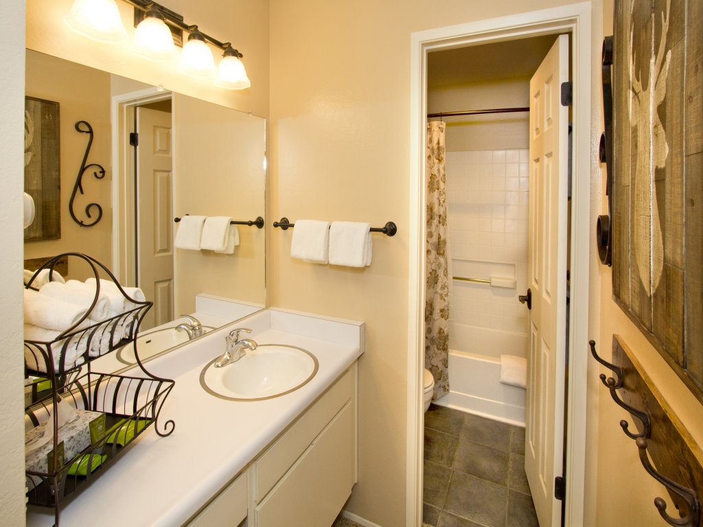 St Anton Condos #14 Vacation Rental in Mammoth Lakes - RedAwning