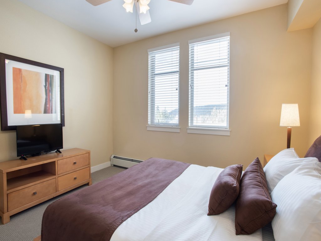 Fraser Crossing/Founders Pointe, Condo | 2 bedroom (Value Rated Condo 3402) Vacation Rental in Winter Park - RedAwning