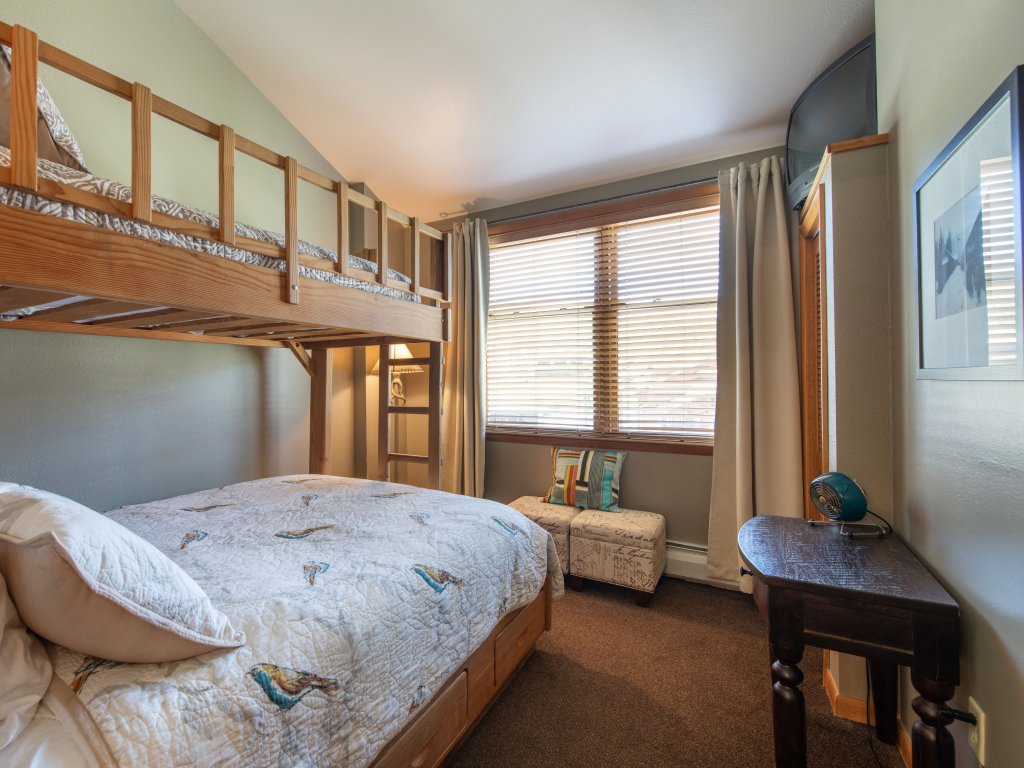 Zephyr Mountain Lodge, Condo | Ski Storage (Select-Rated Condo 2700) Vacation Rental in Winter Park - RedAwning